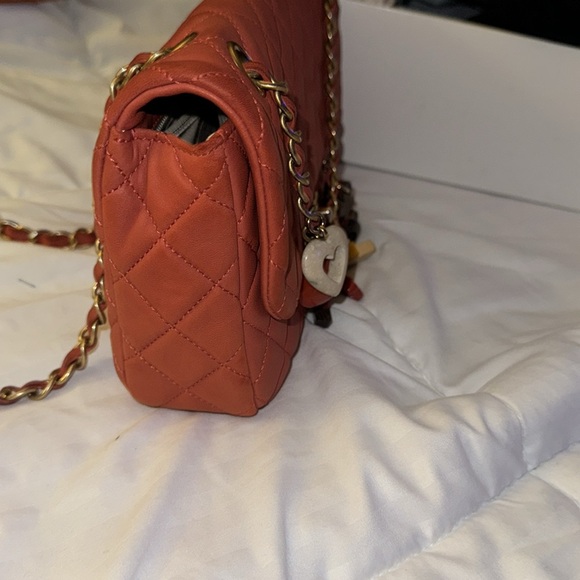 Authentic Chanel Valentine bag - Picture 5 of 14